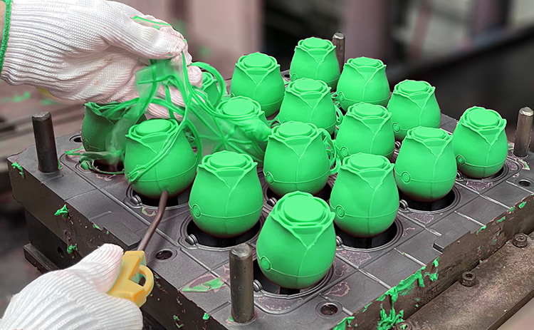 sucking sex vibrator rose toy.jpg